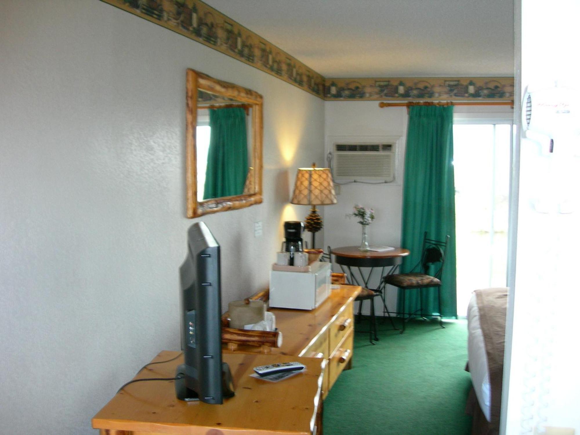 ברידג'פורט Walker River Lodge חדר תמונה